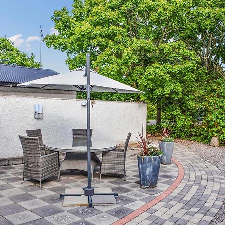 Gorgeous Home In Borgholm With Wifi エクステリア 写真