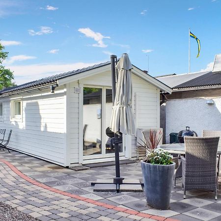Gorgeous Home In Borgholm With Wifi エクステリア 写真
